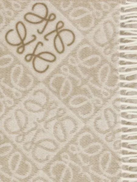 Fular Loewe