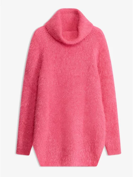 Sweter z golfem oversize różowy