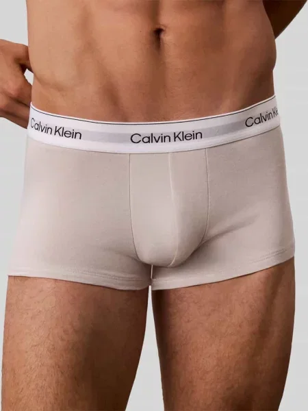 Obcisłe bokserki z mieszanka bawełny w zestaw 3 szt. model LOW RISE TRUNK Calvin Klein Underwear
