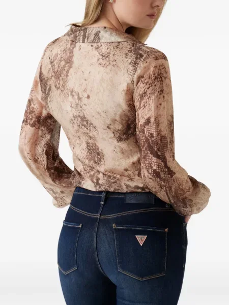 Cămașă Guess cu imagine cu model piele de șarpe