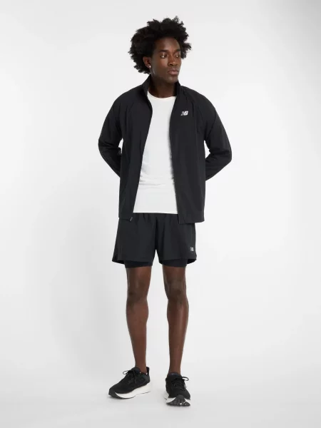 Спортивные шорты New Balance черные