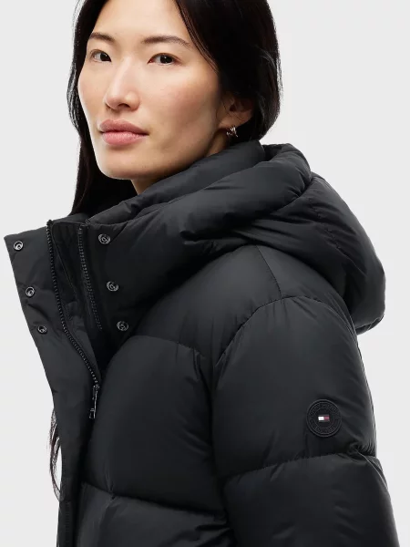 Пуховик Tommy Hilfiger черный