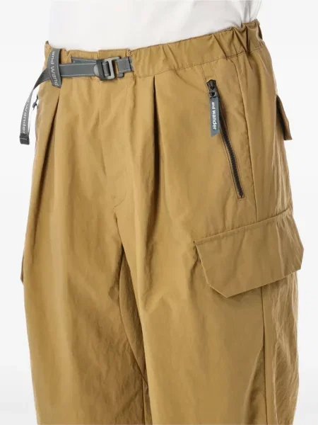 Pantaloni cargo And Wander din țesătură twill