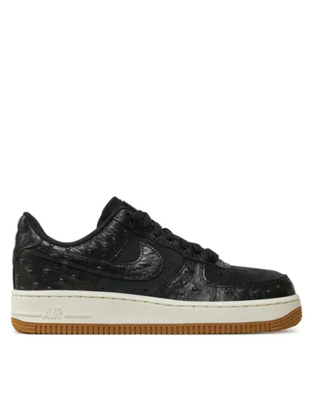 Sneakersy Nike čierna