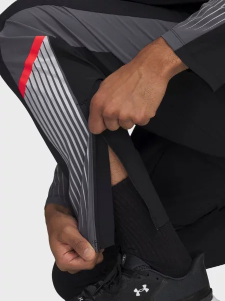 Брюки Under Armour черные