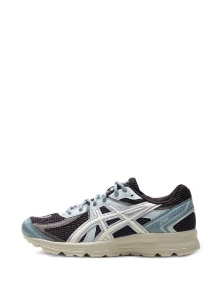 Sneakerși Asics maro