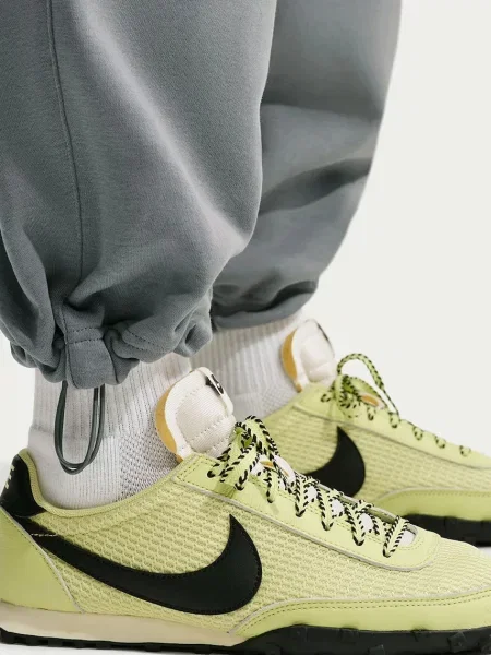 Sportnadrág Nike Sportswear szürke