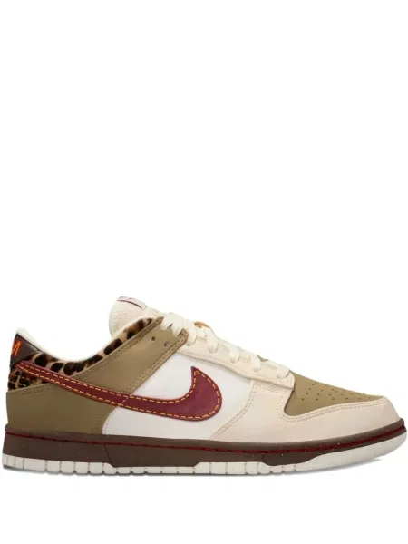Fűzős csipkés sneaker Nike Vomero fehér