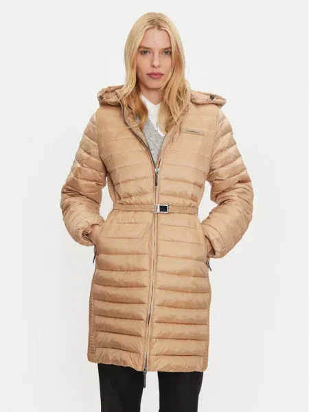 Dzseki Calvin Klein bézs