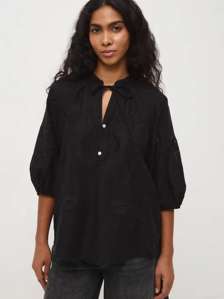 Блузка Medicine