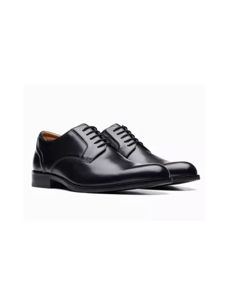 Półbuty Clarks koronkowe czarne