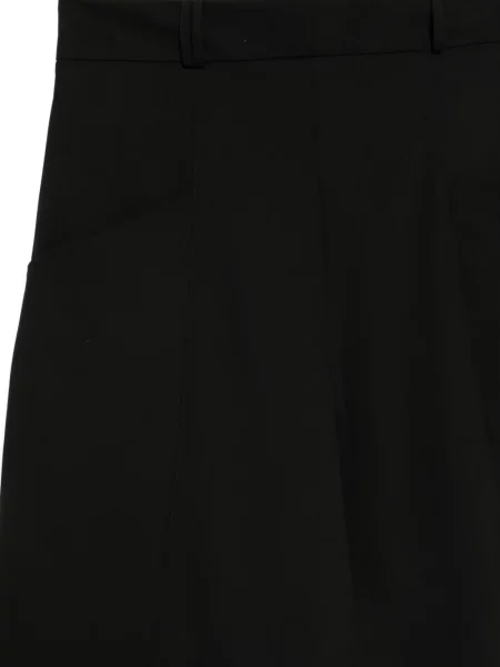 Pantaloni scurți Bonsai plisate negru