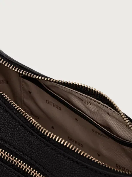 Кожаная сумка хобо Guess