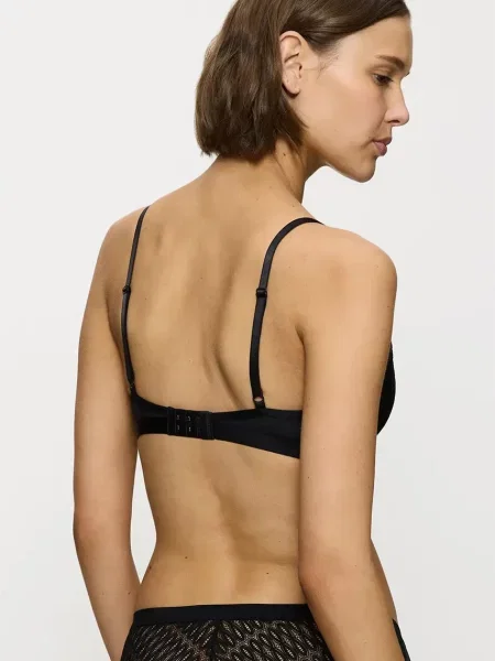 Triumph Podprsenka Aura Spotlight čierna