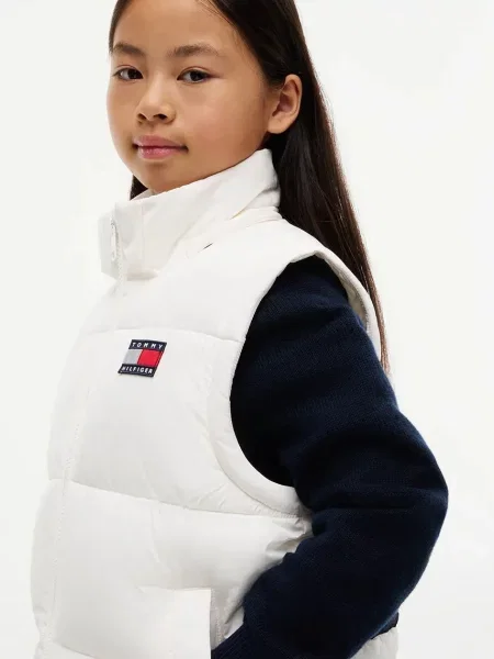 Tommy Hilfiger капитонирано яке за деца бяло