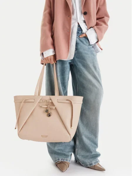 Nine West Дамска чанта бежов