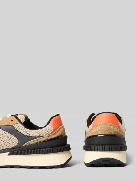 Buty Tommy Jeans TJM Technical Runner Ess dark dune beżowe