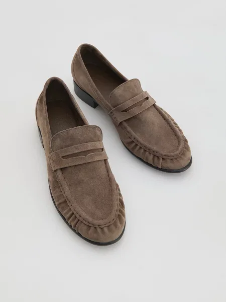 Лоферы Reserved коричневые