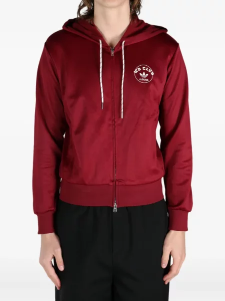 Tricou Adidas cu broderie plisat din satin roșu