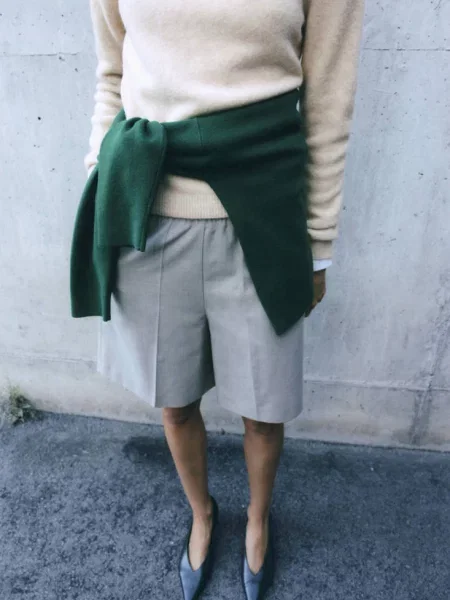 Sweter z dzianiny z okrągłym dekoltem jasny / pastelowy Kobieta M MANGO szary