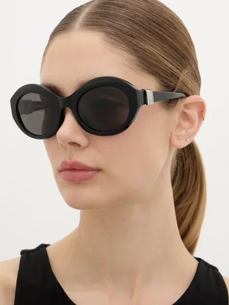 Balenciaga Napszemüveg női fekete