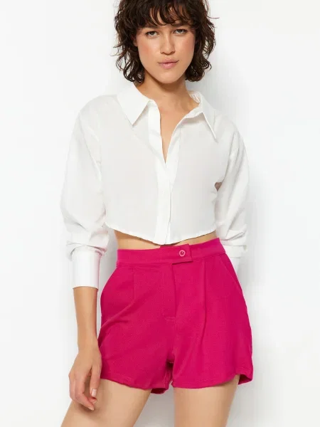 Pantaloni scurți Trendyol cu talie înaltă tricotate