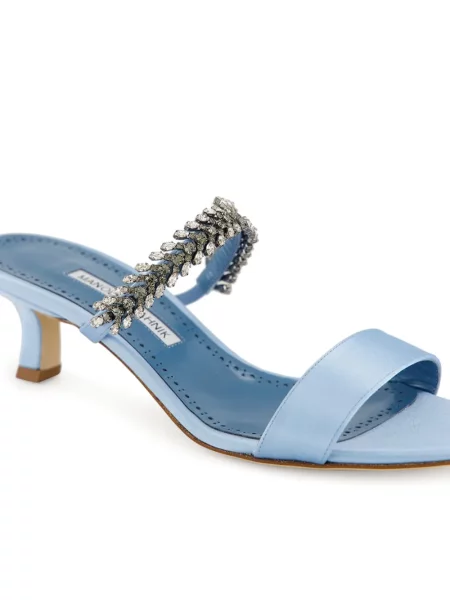 Сатенени сандали Manolo Blahnik с кристали синьо
