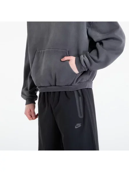 Sweter Nike czarny