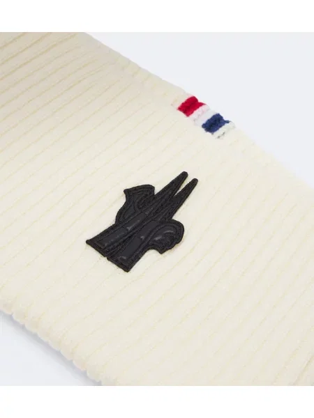 Căciulă Moncler Grenoble de lână cu autograf alb