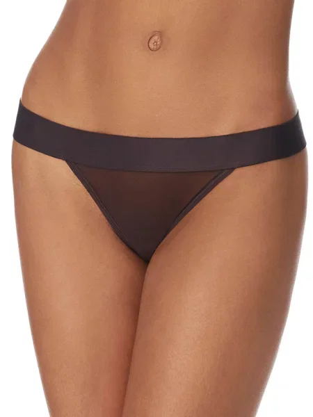 Женские стринги с низкой посадкой бежеві