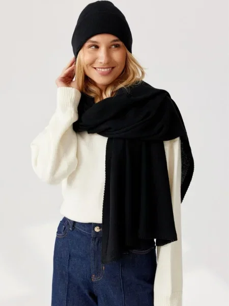 Vunena kapa Ander crna