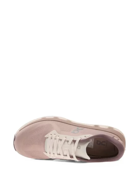 Sneakerși On roz