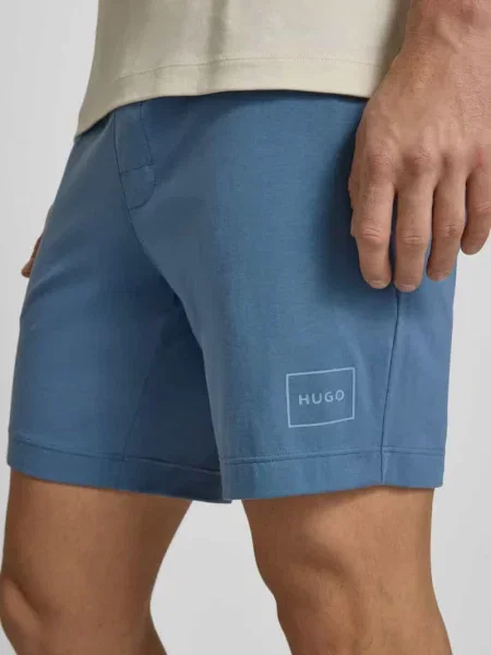 Szorty o kroju regular fit z mieszanki bawełny model ‘LAZE’ Hugo niebieskie