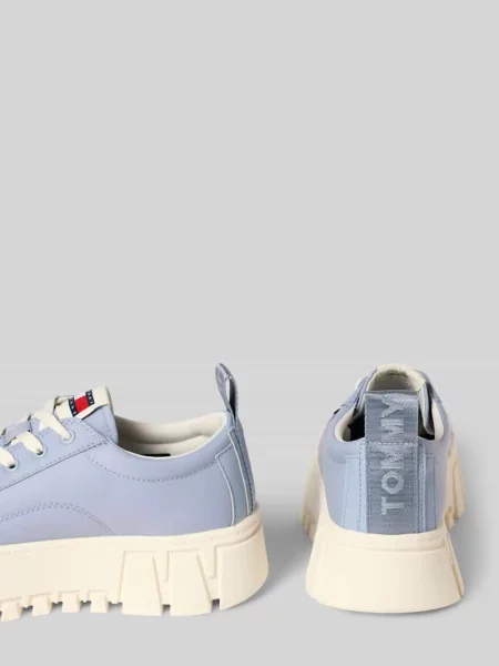 Sneakersy o niskim kroju z materiału skóropodobnego model FLATFORM CHUNKY SNEAK' Tommy Jeans niebieskie