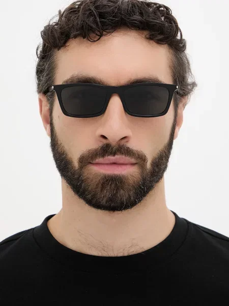 Saint Laurent napszemüveg fekete