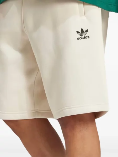 Trčanje chunky jakna Adidas crna