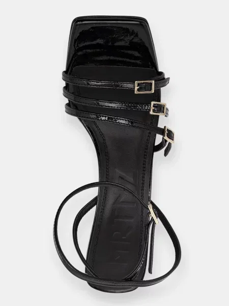 Кожаные босоножки Souliers Martinez на танкетке
