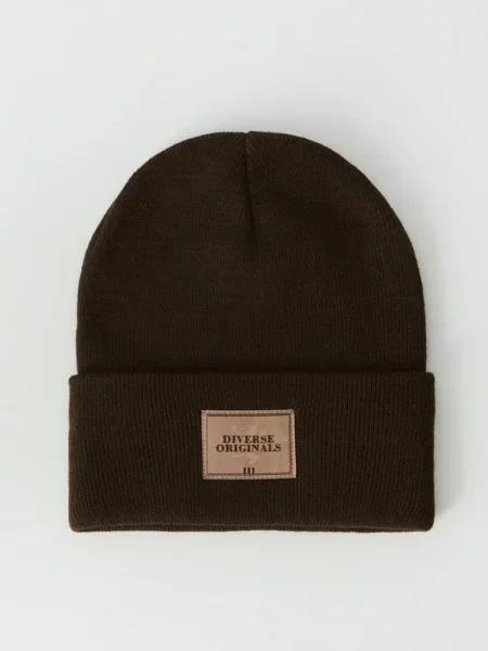 Шапка Diverse коричневая