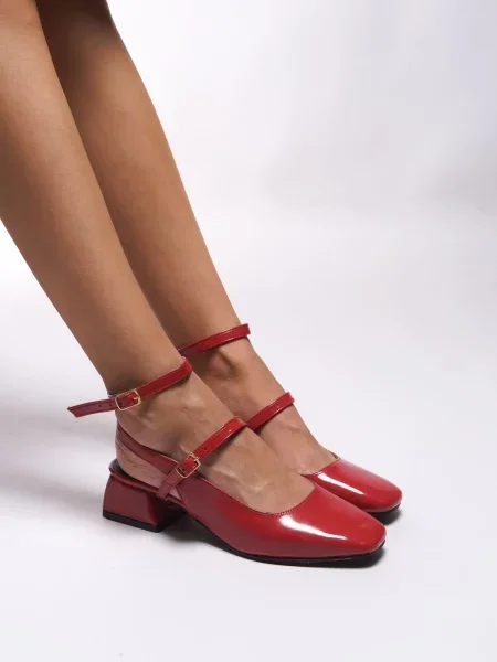 Usnjene lakirane salonarji Riccon z visoko peto rdeča