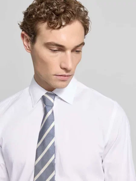Koszula biznesowa o kroju slim fit z bardzo długim rękawem Boss biała