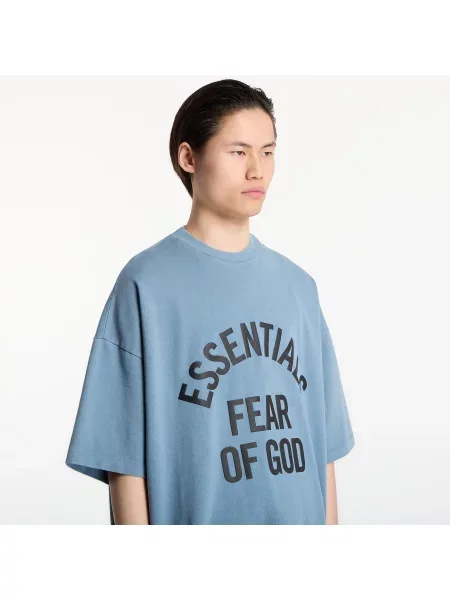 Krátky tričko Fear Of God Essentials s krátkymi rukávmi