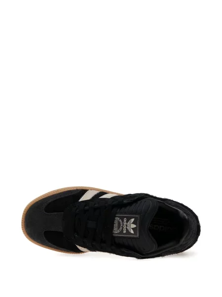 Sneakerși Adidas Adilette din piele de căprioară alb