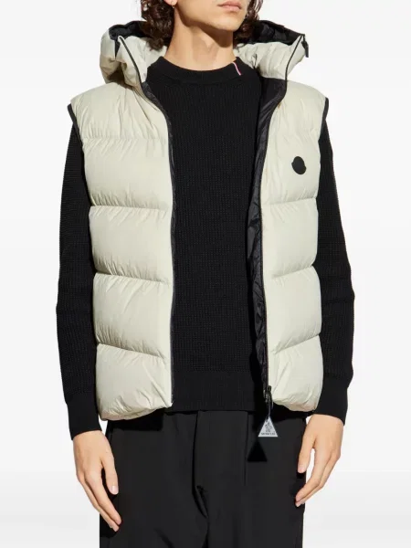 Vestă Moncler cu glugă gri