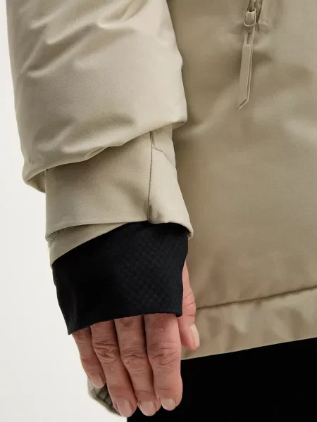 Maison Margiela Пухено яке x Salomon бежово