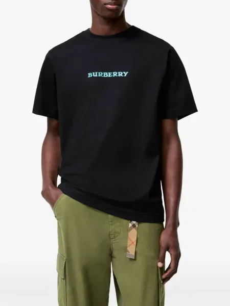 Тениска Burberry с автограф черно