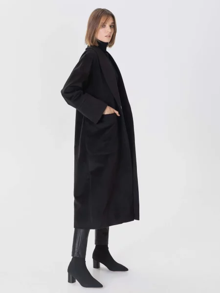 Шерстяное пальто A Lot черное
