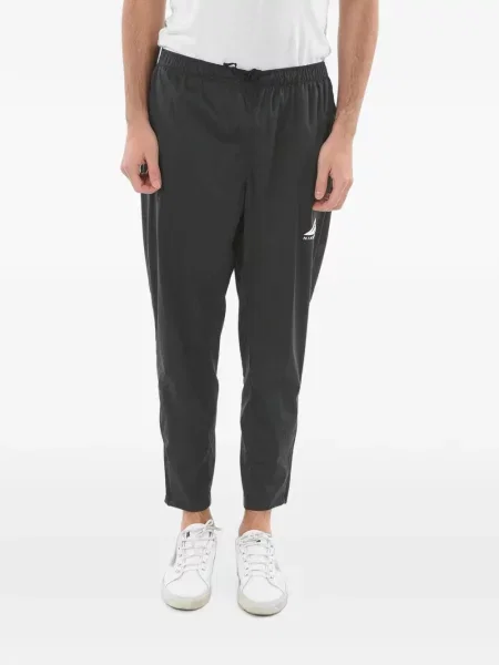 Scurt chiloți Nike cu imagine cu model floral negru