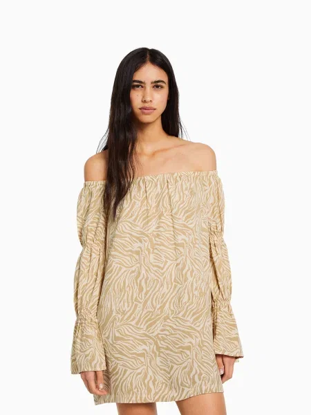 Bershka Rochie maro cămilă / alb kitt