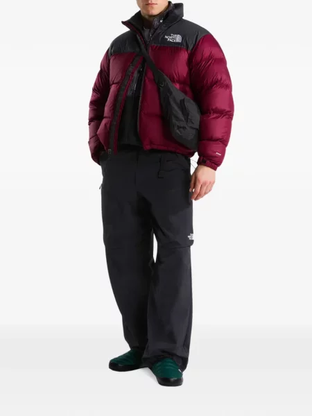 Geacă cu puf The North Face retro roșu