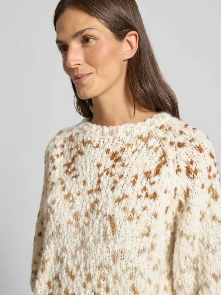Sweter z dzianiny z okrągłym dekoltem i rękawem o dł. Smith And Soul biały